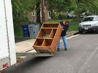 Oxen Hill Git Rid of It Junk-Hauling 2